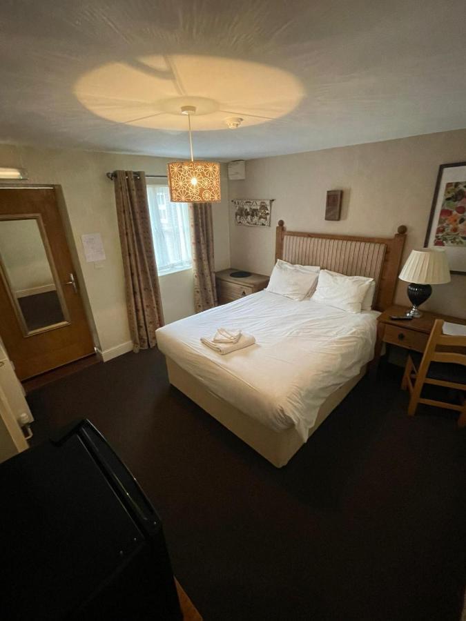 The Barrington Arms Hotel Shrivenham Exterior foto